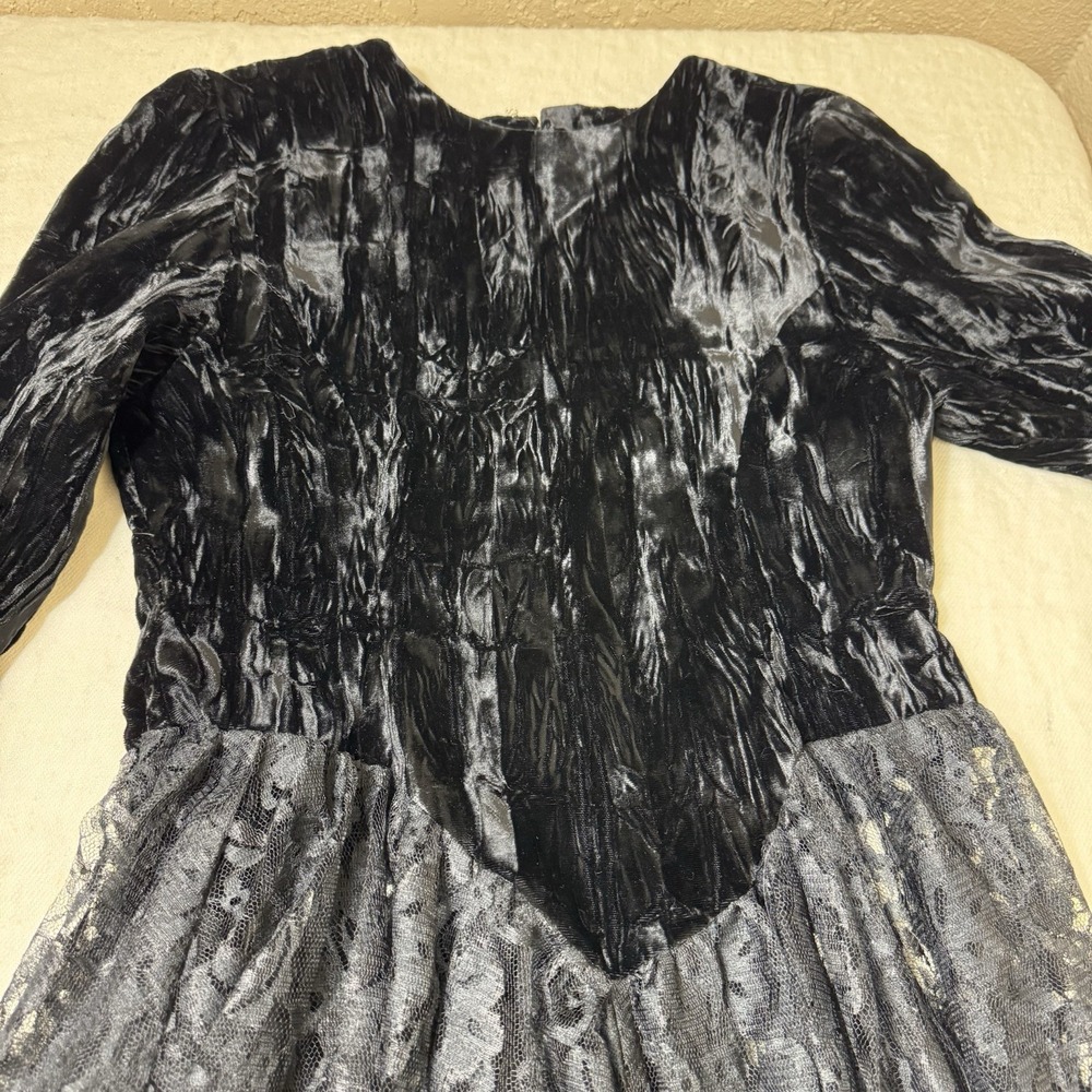 VTG 80s Black Velvet Lace Dress Size XS Sheer Witchy Goth Whimsigoth Formal Prom - Picture 9 of 12